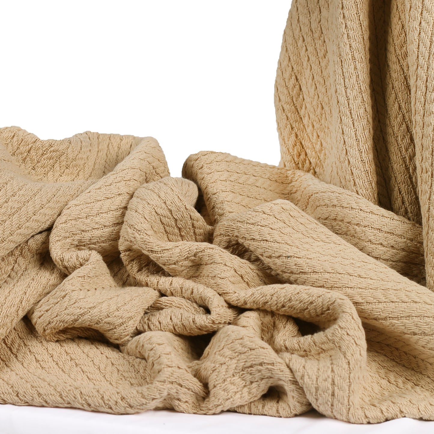 Orka Coverlet